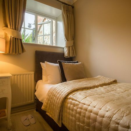 Hotel No1 Bootcamp Norfolk Heacham Esterno foto